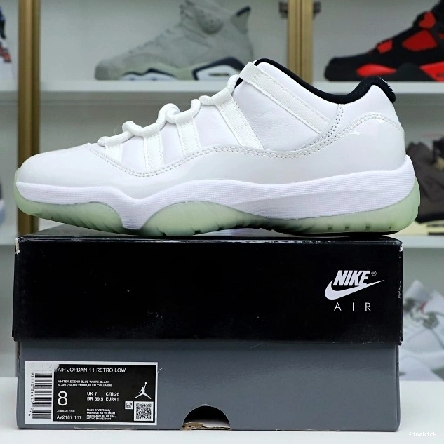 LOW JORDAN LEGEND AIR 11 BLUE RETRO 1014